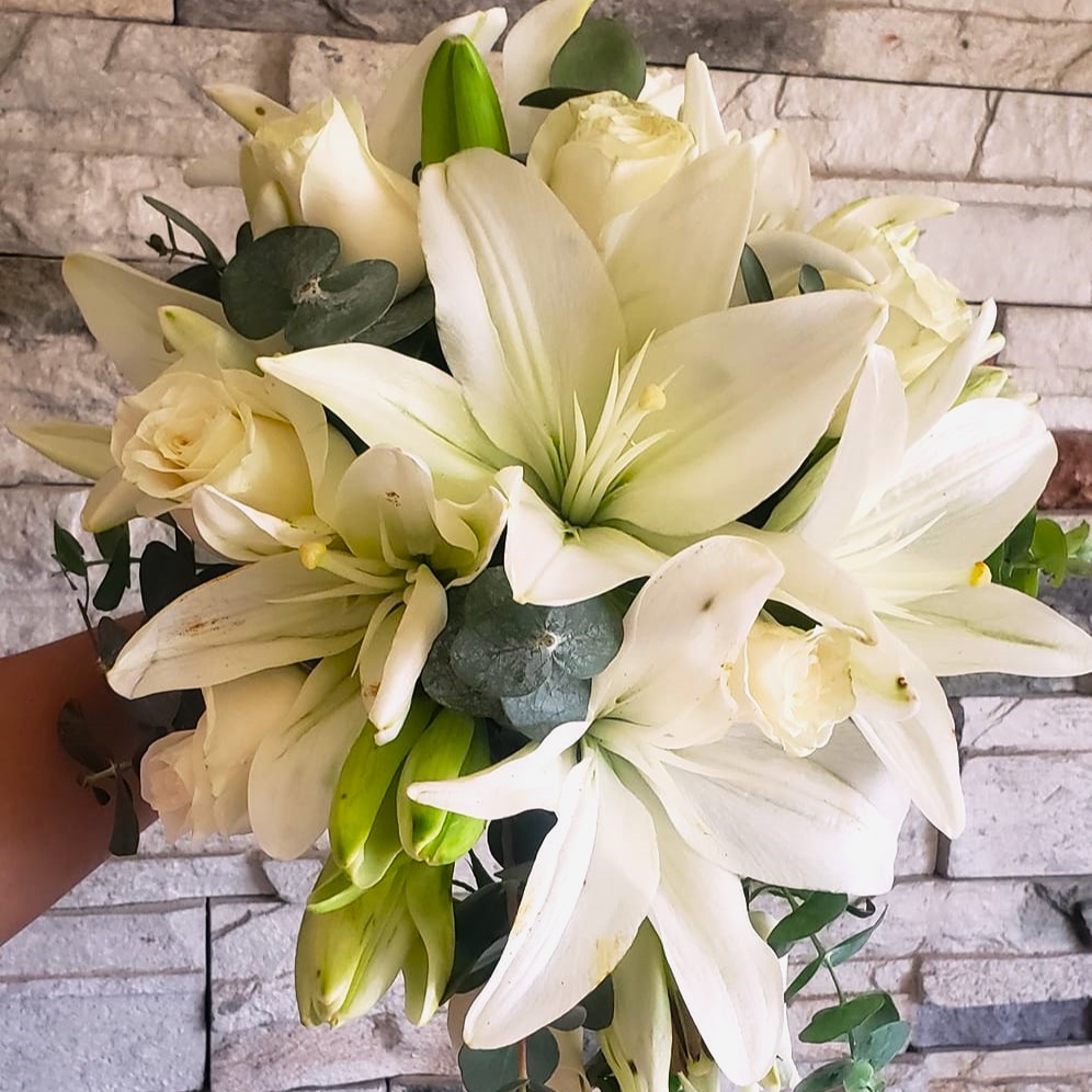 Arreglo floral Dulce Alegría con flores delicadas